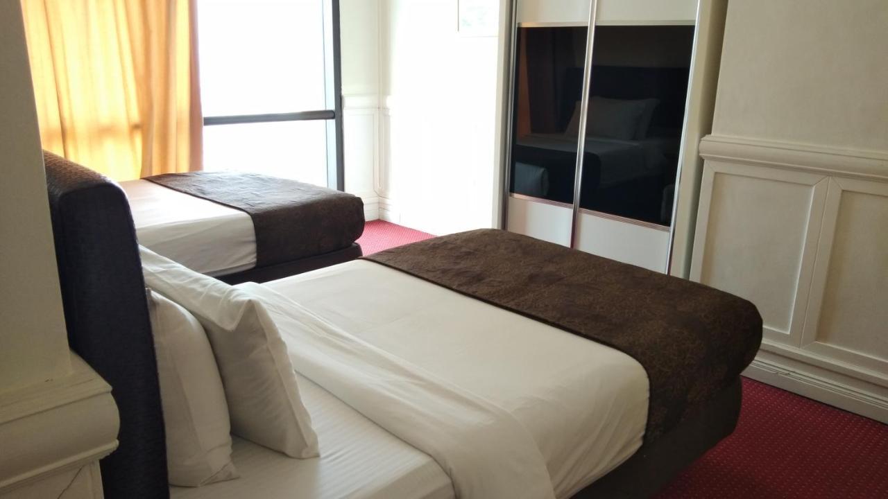 Hotel Times Square Service At 3*